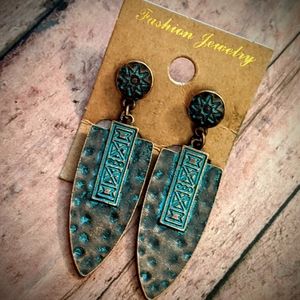 NWT Boho Patina Turquoise Copper Earrings
